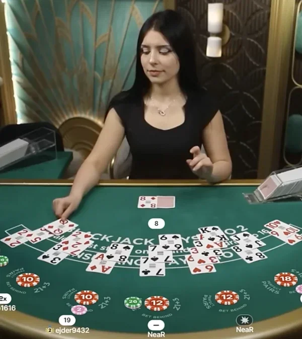 Živý blackjack v kasinu Amun Ra